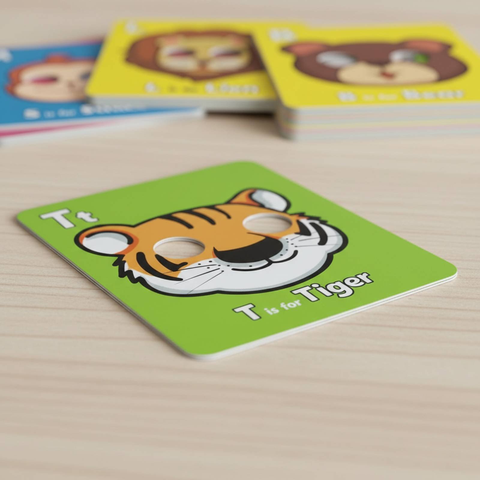 Creature Mask Flash Cards Inte - Flash Card Alphabet recension och pris