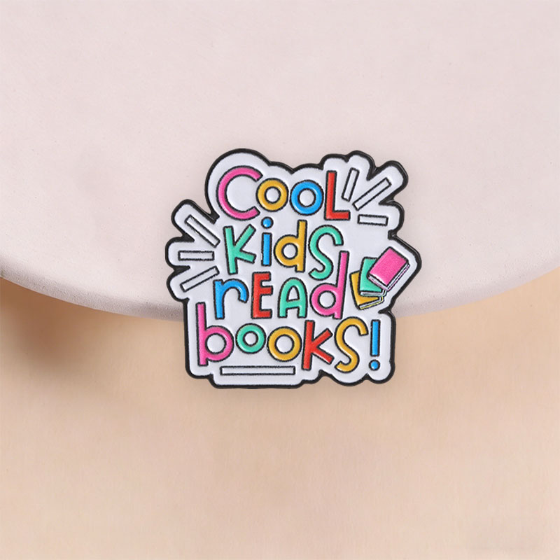 Cool Kids Read Books Enamel Pi - Kids Education Quote recension och pris
