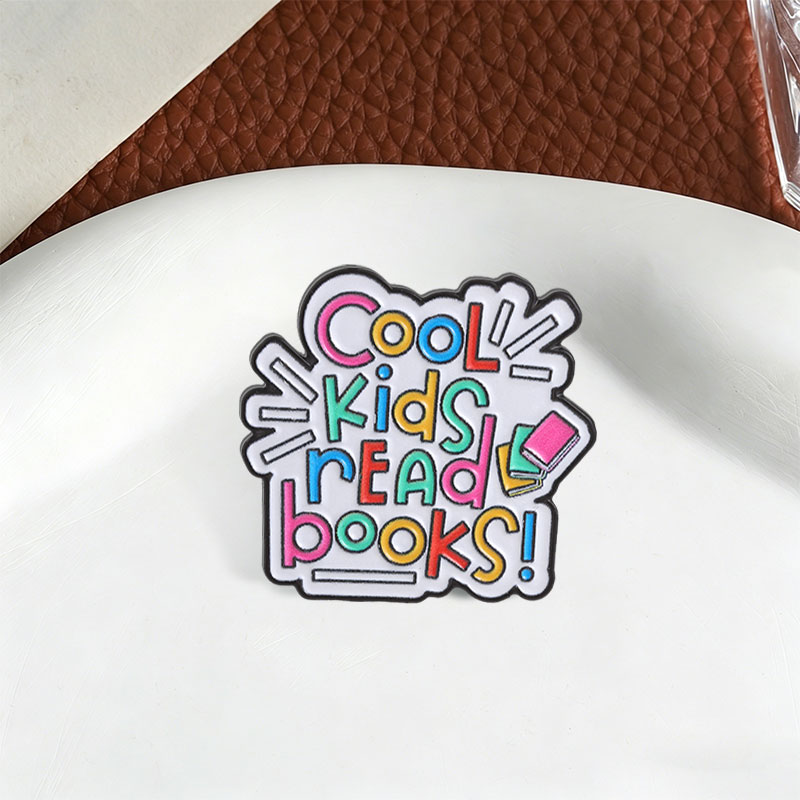 Cool Kids Read Books Enamel Pi - Kids Education Quote recension och pris